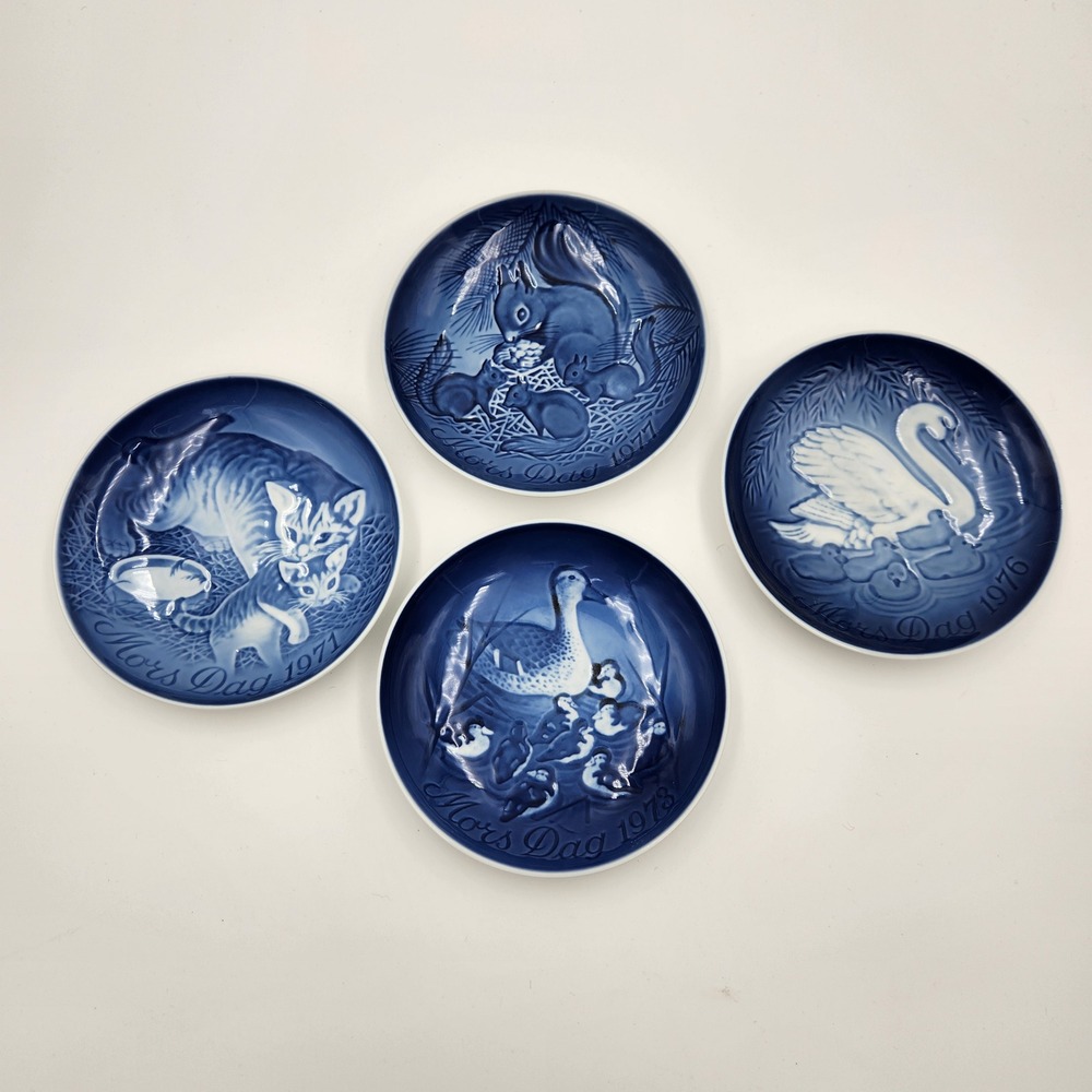 Bing Grondahl Mors Dag Plates Set Grandmillennial Granny Dopamine Wall Swan Duck
